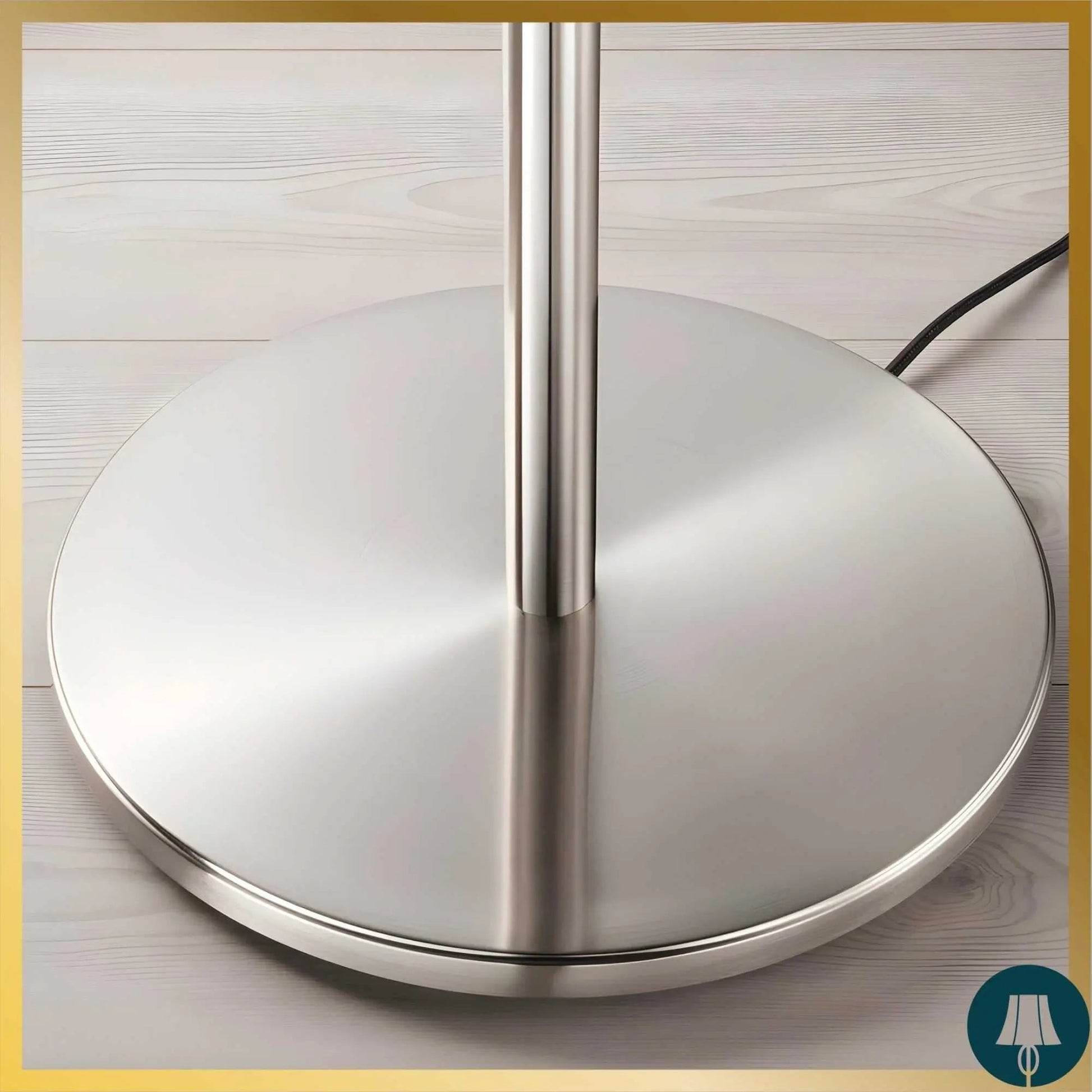 Lampadaire TALLBYN - "LIGHT HUB"